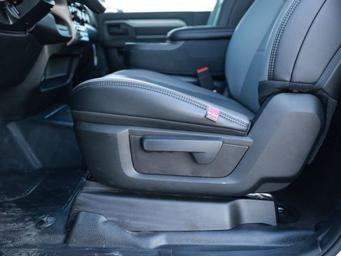 New 2026 RAM 5500 Tradesman w/ Chrome Appearance Group image 13