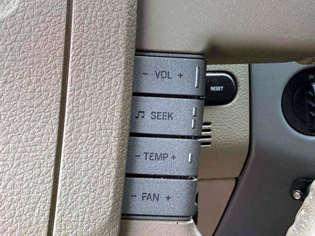 Used 2006 Ford F150 Lariat AWD/4WD image 26