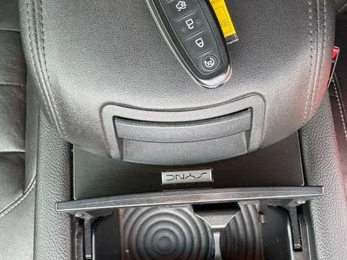 Used 2017 Ford Taurus SEL w/ Equipment Group 201A AWD/4WD image 22