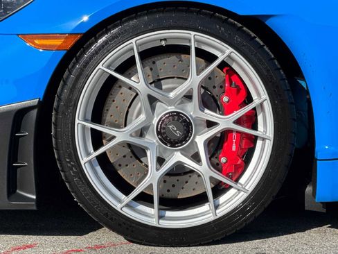 Certified 2025 Porsche 718 Cayman GT4 RS image 25