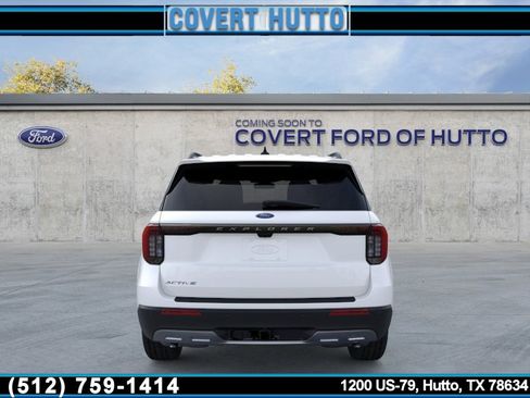 New 2026 Ford Explorer Active RWD image 5