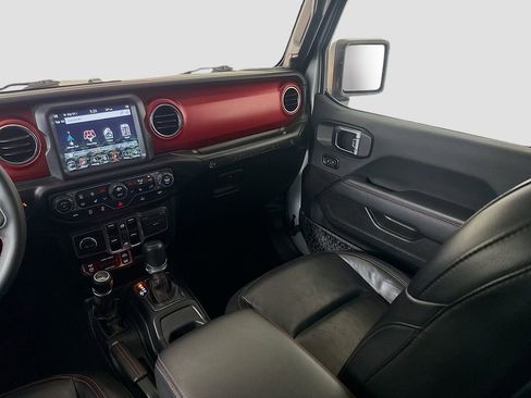 Used 2023 Jeep Wrangler Unlimited Rubicon w/ Cold Weather Group image 23