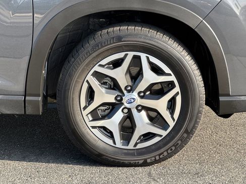 Certified 2024 Subaru Forester Premium image 29