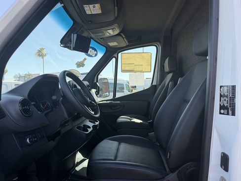 Used 2023 Mercedes-Benz Sprinter 3500 image 12