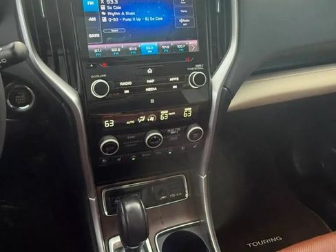 Used 2019 Subaru Ascent Touring AWD/4WD image 17