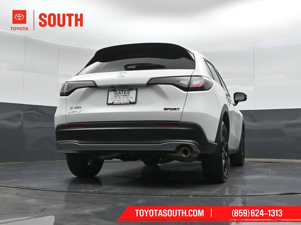Used 2025 Honda HR-V Sport image 34