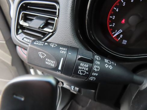 Certified 2024 Dodge Durango GT image 18