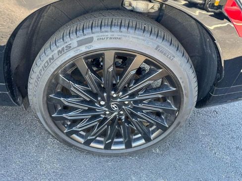 Used 2025 Hyundai Santa Fe Calligraphy image 7