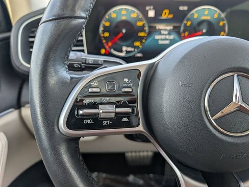 Certified 2022 Mercedes-Benz GLS 450 4MATIC image 27