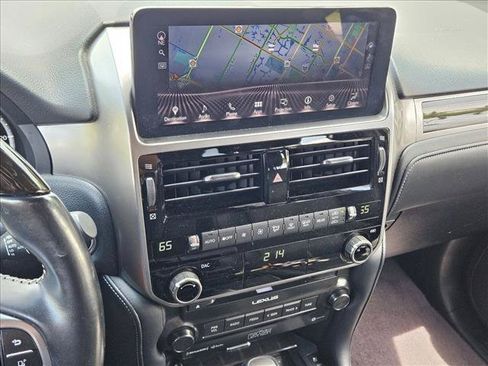 Used 2022 Lexus GX 460 Premium w/ Accessory Package AWD/4WD image 13
