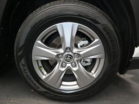 Used 2025 Toyota RAV4 LE image 18