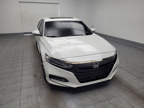 Used 2020 Honda Accord Sport image 14