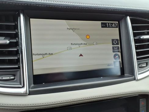 Used 2023 INFINITI QX50 Sensory image 24