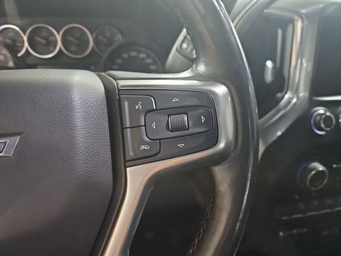 Used 2019 Chevrolet Silverado 1500 LT Trail Boss AWD/4WD image 22