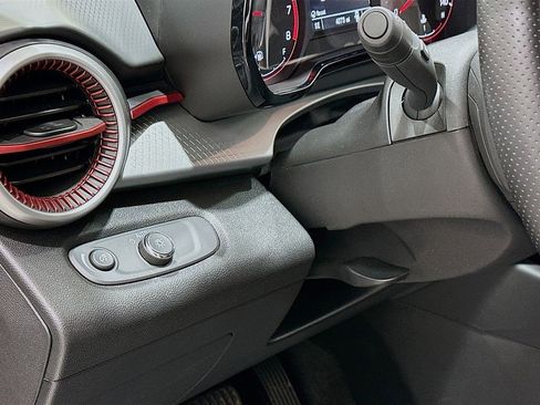 Certified 2026 Chevrolet Trax RS w/ Sunroof Package image 10