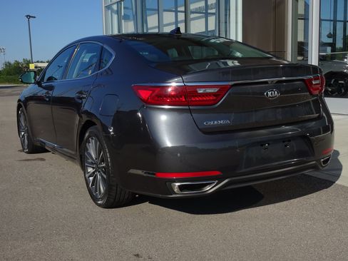 Used 2017 Kia Cadenza Technology FWD image 3