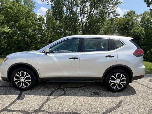Used 2018 Nissan Rogue S AWD/4WD image 5