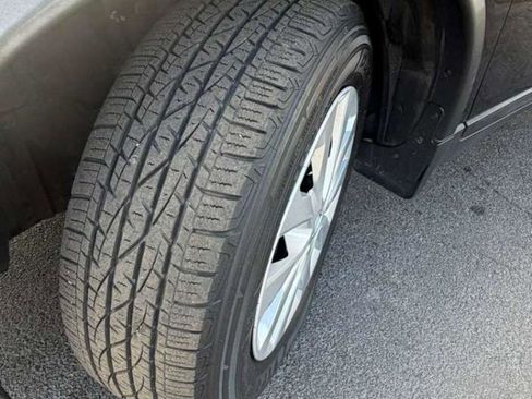 Used 2016 Nissan Rogue S image 30