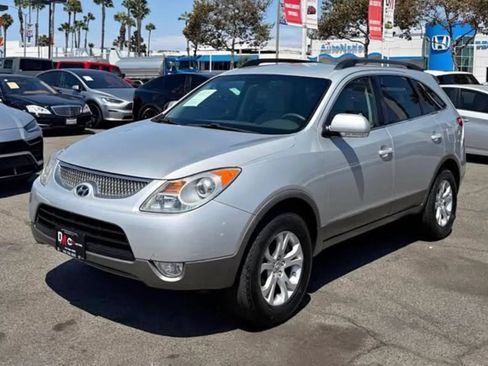 Used 2011 Hyundai Veracruz GLS FWD image 2