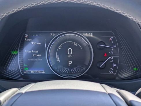 Used 2019 Lexus UX 250h w/ Premium Package image 21