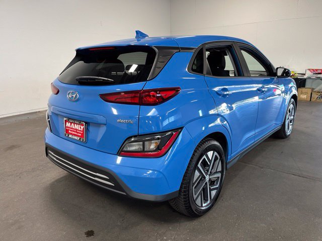 Used 2022 Hyundai Kona SEL w/ Convenience Package FWD image 3