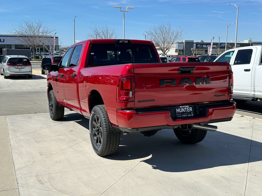 New 2026 RAM 2500 Big Horn AWD/4WD image 4