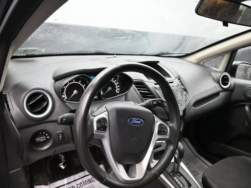 Used 2016 Ford Fiesta SE w/ Cold Weather Package FWD image 10