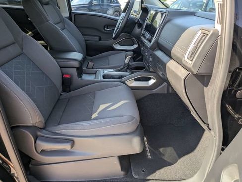 Used 2025 Nissan Frontier SV RWD image 25