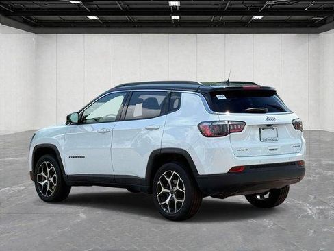Certified 2025 Jeep Compass Limited AWD/4WD image 6