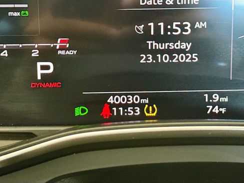 Used 2024 Audi A6 Premium Plus image 8