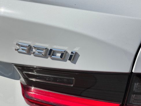 Used 2025 BMW 330i Sedan RWD image 29