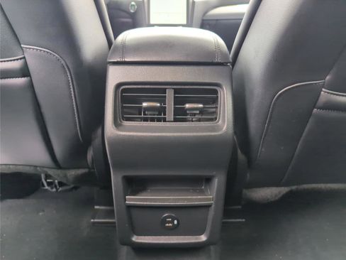 Used 2022 Ford Edge SEL image 19