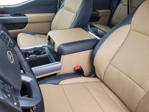 New 2025 Ford F250 Lariat w/ Lariat Ultimate Package image 18