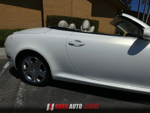 Used 2003 Lexus SC 430 Convertible RWD image 7