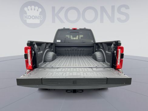 New 2026 Ford F250 Lariat w/ Black Appearance Package image 26