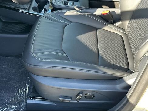 New 2025 Ford Mustang Mach-E Premium image 34