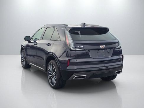 Used 2025 Cadillac XT4 Sport FWD image 8