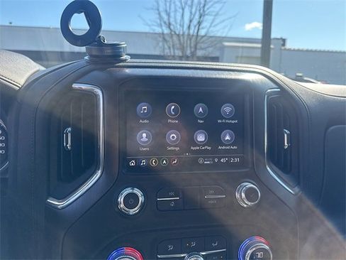 Used 2023 GMC Sierra 2500 AT4 w/ AT4 Preferred Package image 11