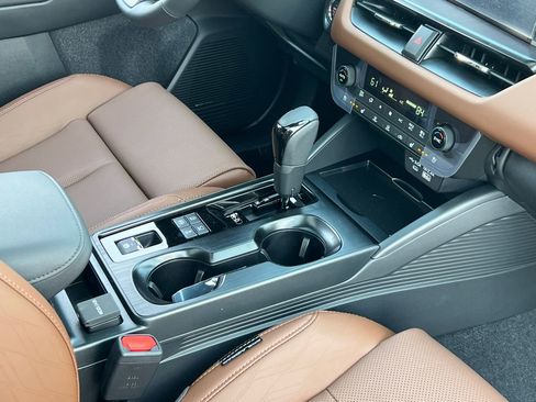 New 2026 Subaru Outback Touring XT image 8