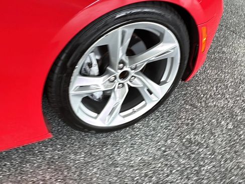 Used 2019 Chevrolet Camaro SS RWD image 27