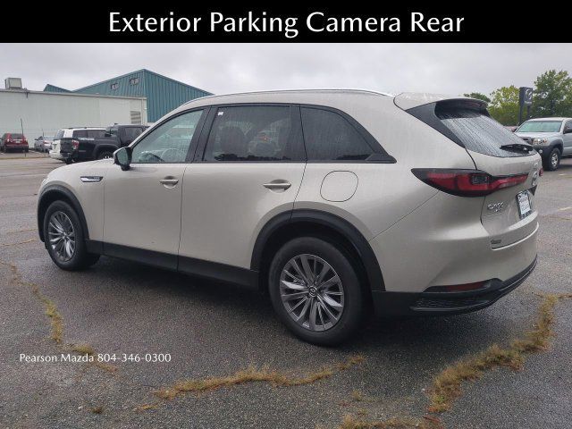 Used 2024 MAZDA CX-90 Plug-In Hybrid w/ Preferred AWD/4WD image 7