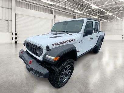 New 2025 Jeep Gladiator Rubicon w/ Convenience Group