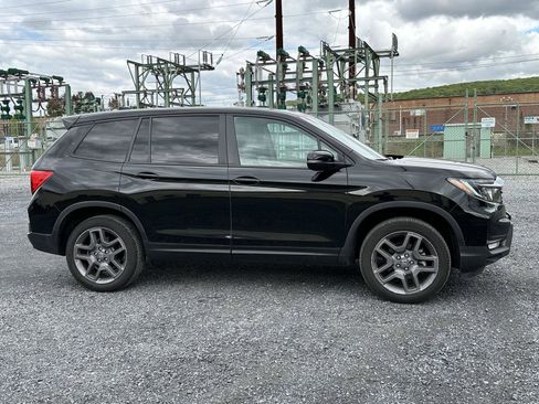 Used 2023 Honda Passport EX-L image 9
