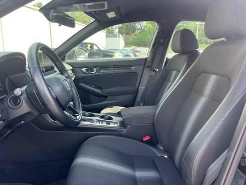 Used 2025 Honda Civic Sport image 4