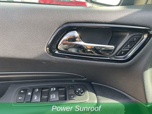 Used 2024 Dodge Durango GT image 12