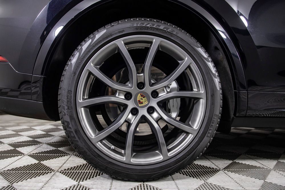 Used 2021 Porsche Cayenne Turbo AWD/4WD image 41