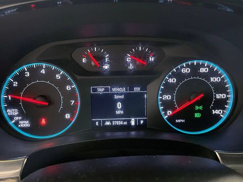 Used 2023 Chevrolet Traverse LS AWD/4WD image 31