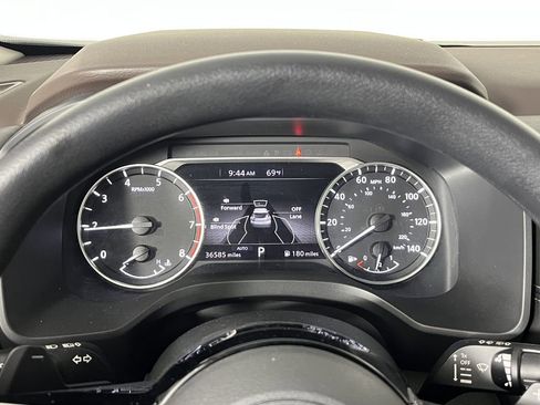 Used 2023 Nissan Rogue SV image 19