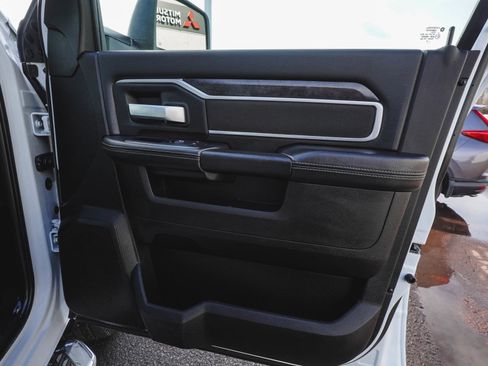 Used 2024 RAM 2500 Big Horn image 11