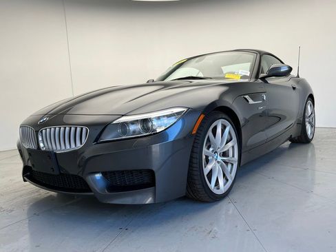 Used 2016 BMW Z4 sDrive35i image 2